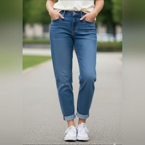 Levi’s Women's Mid-Rise Boyfriend Jeans Sz 31